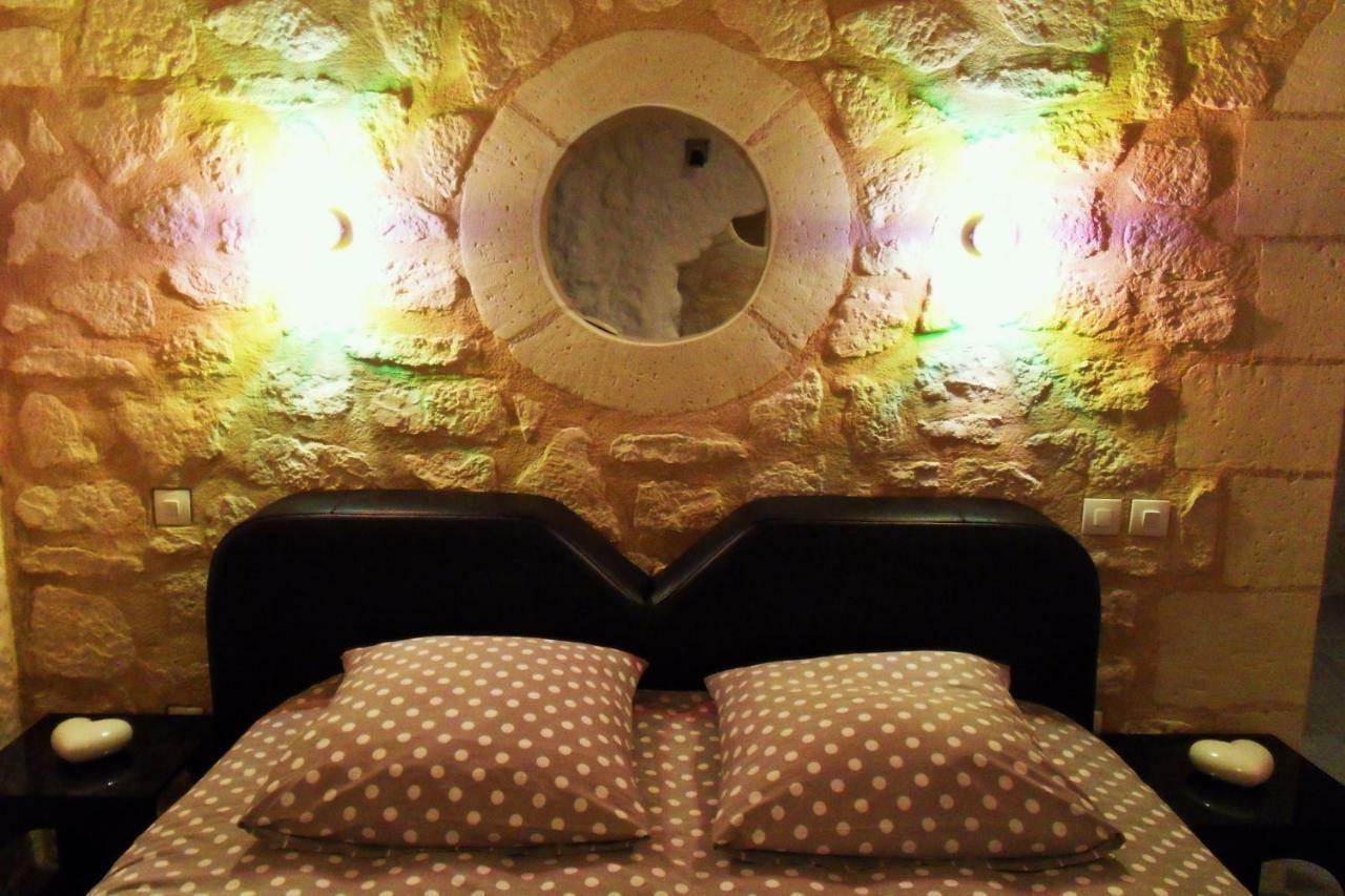 Troglodelice Bed and Breakfast Azay-le-Rideau Exteriör bild