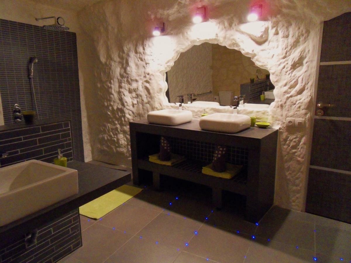 Troglodelice Bed and Breakfast Azay-le-Rideau Exteriör bild